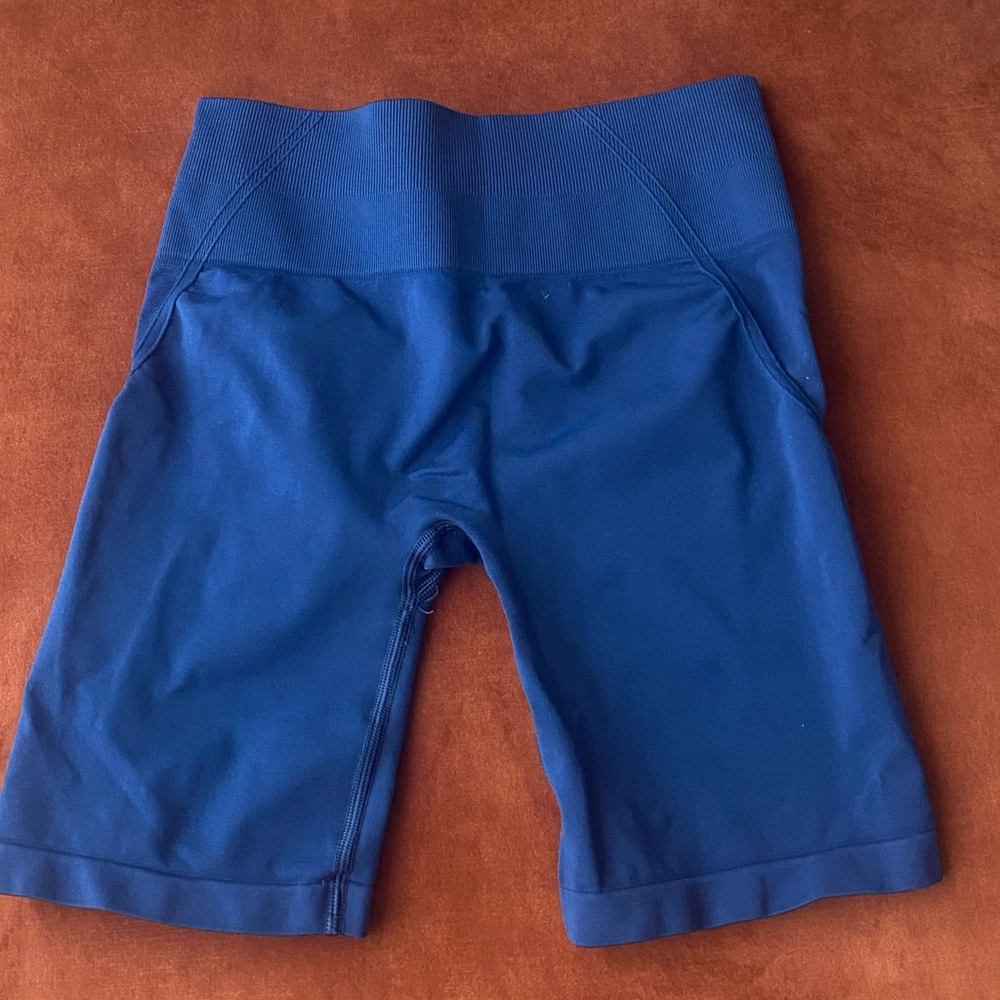 ONER ACTIVE EFFORTLESS SEAMLESS SHORTS
